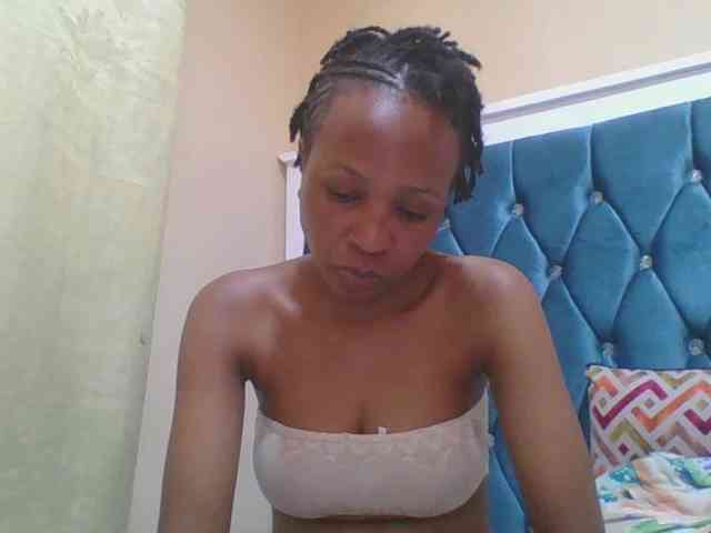 Prettyebony4 webcam