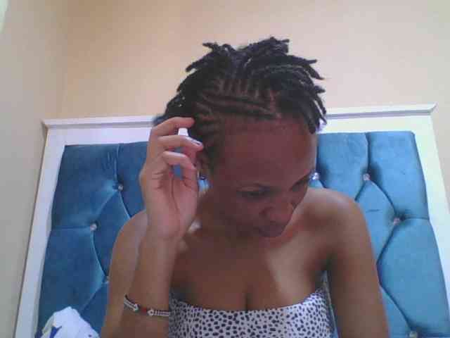 Prettyebony4 webcam