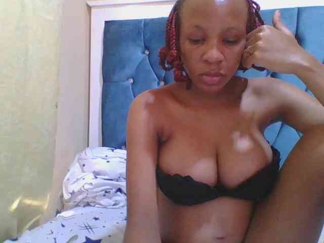 Prettyebony4 webcam