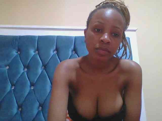 Prettyebony4 webcam