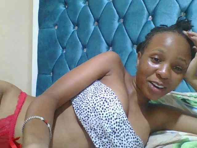 Prettyebony4 webcam