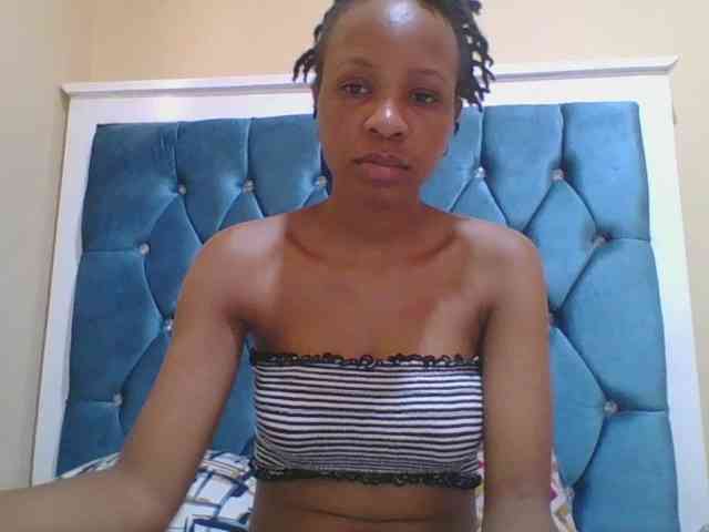 Prettyebony4 webcam