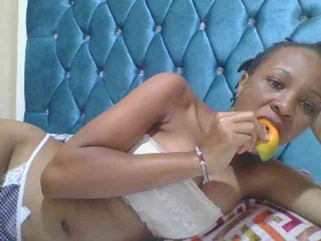 Prettyebony4 webcam