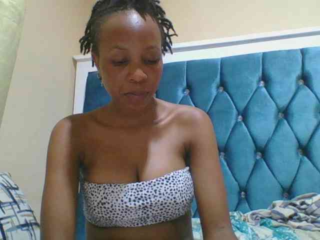 Prettyebony4 webcam