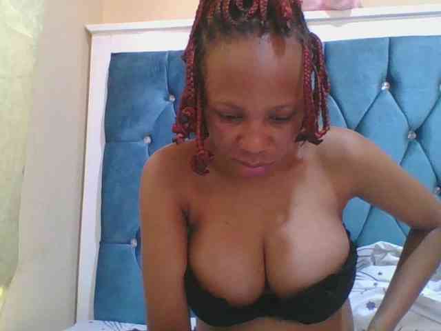 Prettyebony4 webcam