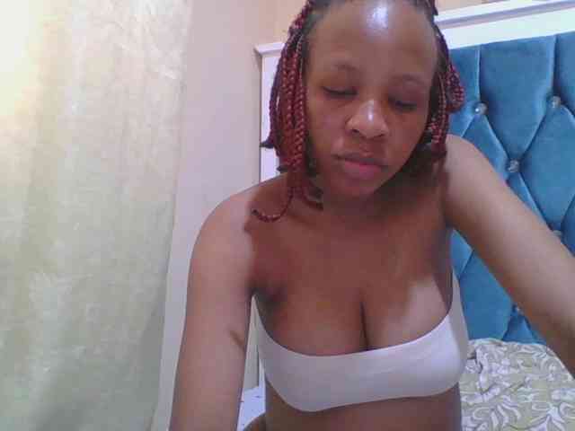 Prettyebony4 webcam