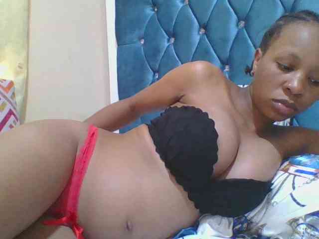 Prettyebony4 webcam