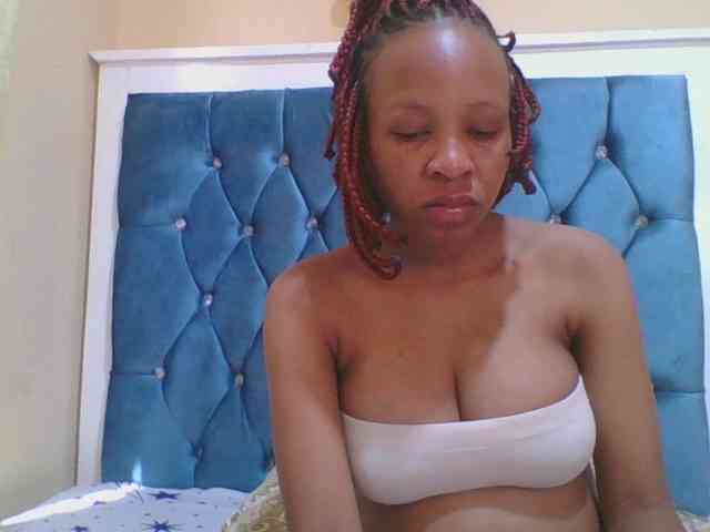 Prettyebony4 webcam