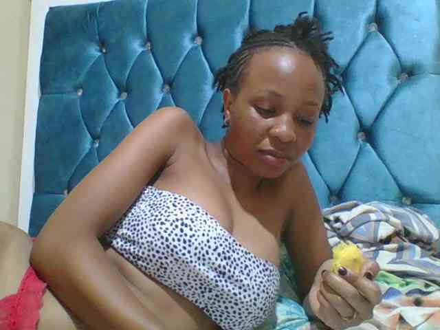 Prettyebony4 webcam