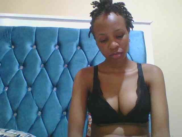 Prettyebony4 webcam