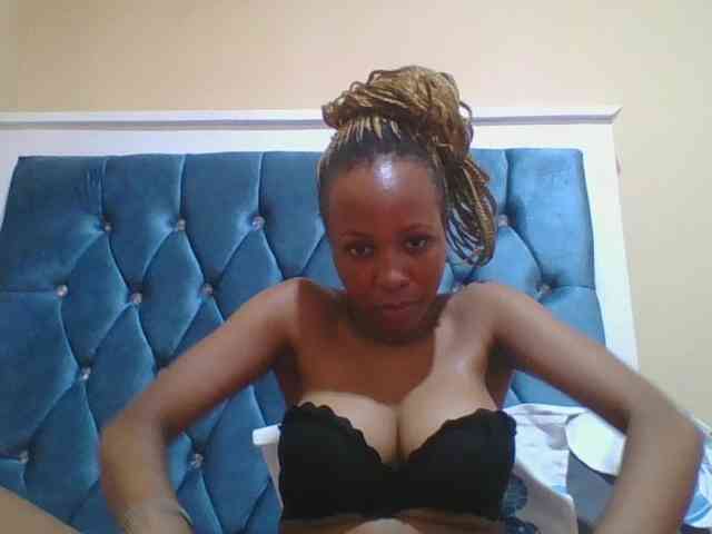Prettyebony4 webcam