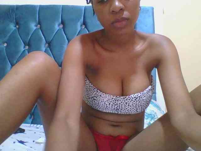 Prettyebony4 webcam