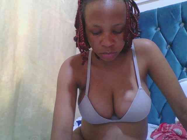 Prettyebony4 webcam