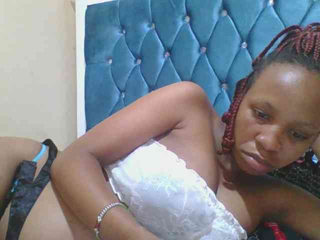 Prettyebony4 Prettyebony4