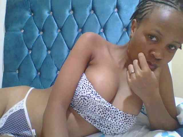 Prettyebony4 webcam
