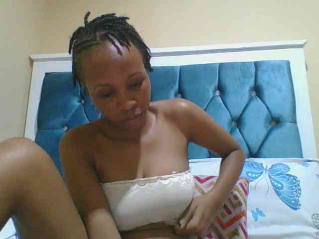 Prettyebony4 webcam