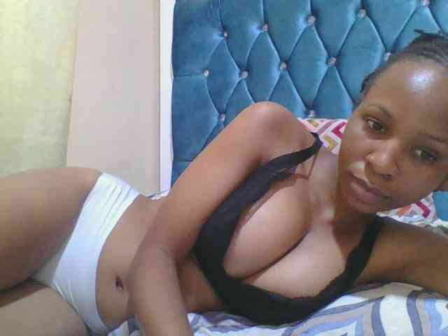 Prettyebony4 webcam
