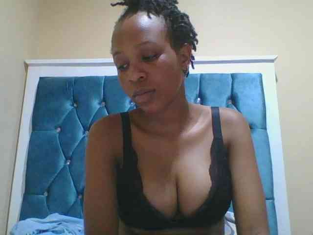 Prettyebony4 webcam