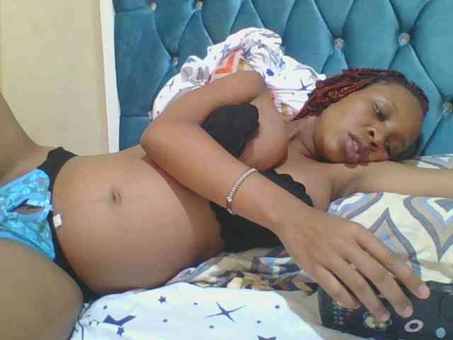 Prettyebony4 webcam