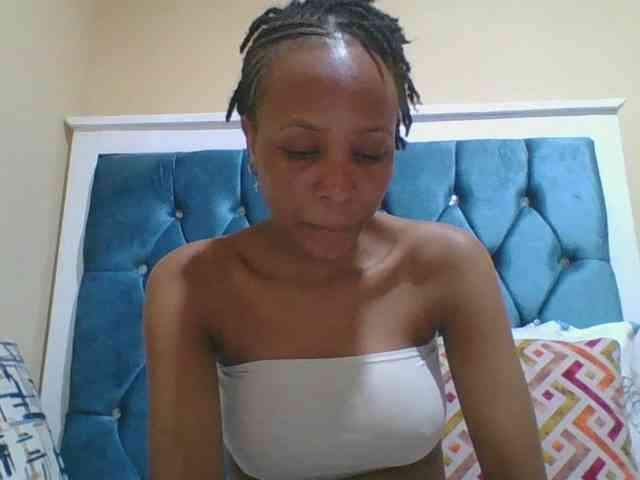 Prettyebony4 webcam