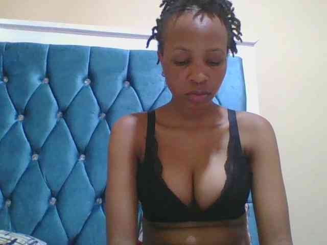 Prettyebony4 webcam
