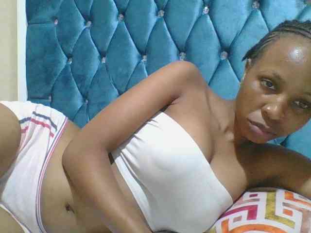 Prettyebony4 webcam