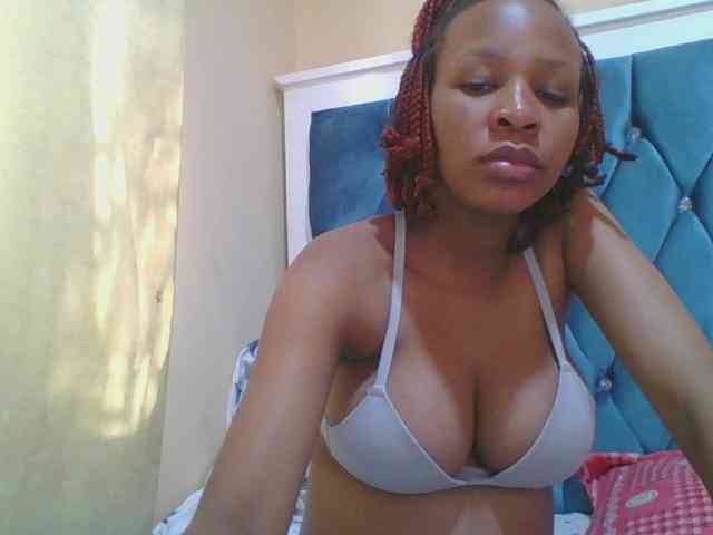Prettyebony4 webcam