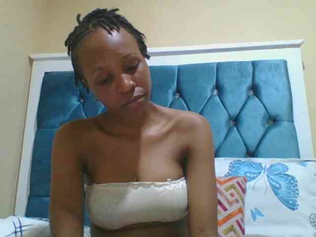 Prettyebony4 webcam