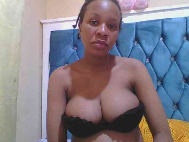 Prettyebony4 Prettyebony4