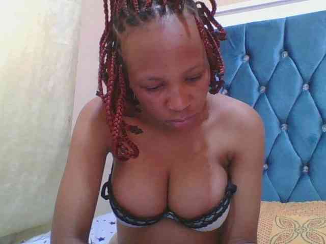 Prettyebony4 webcam