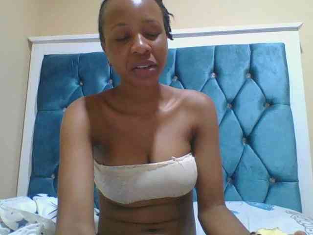 Prettyebony4 webcam