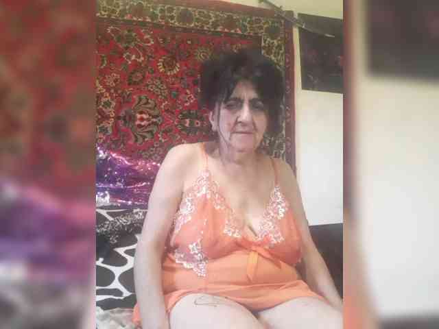 LovelyLori webcam