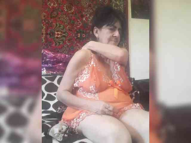 LovelyLori webcam