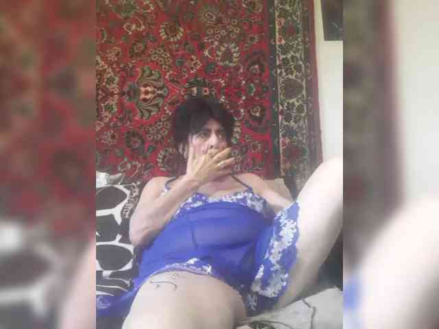 LovelyLori webcam
