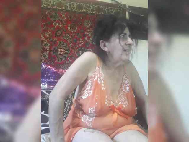LovelyLori webcam