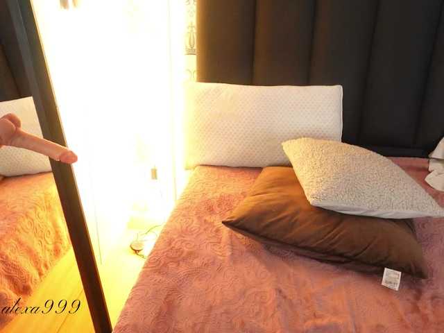 Alexa-Duque's BongaCams show and profile