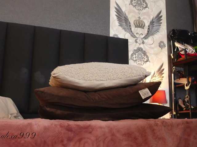 Alexa-Duque's BongaCams show and profile