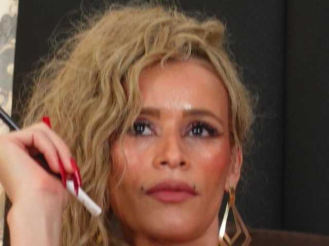 Alexa-Duque's BongaCams show and profile