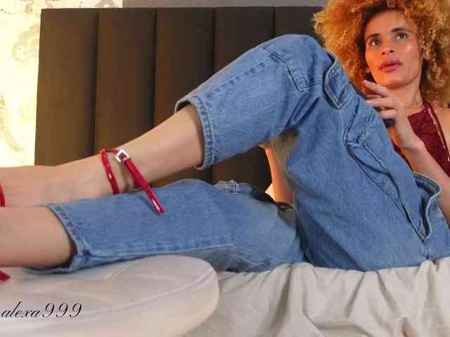 Alexa-Duque Alexa-Duque