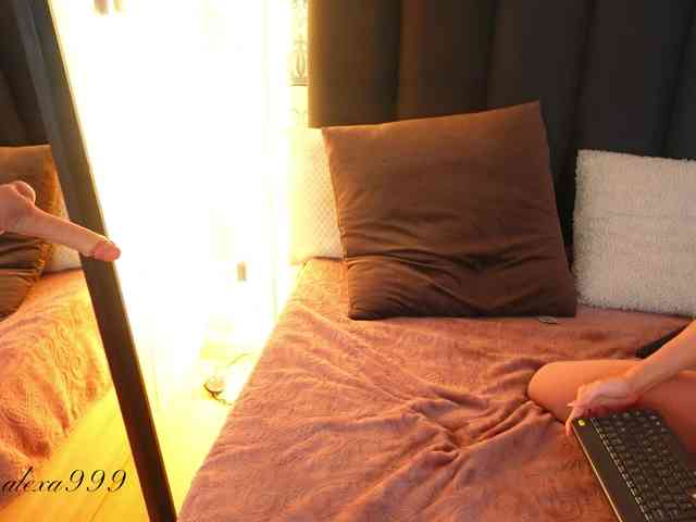 Alexa-Duque Alexa-Duque