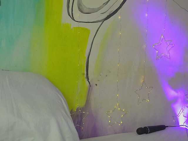 JackieJee's BongaCams show and profile