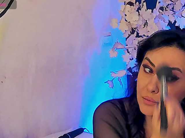 JackieJee's BongaCams show and profile