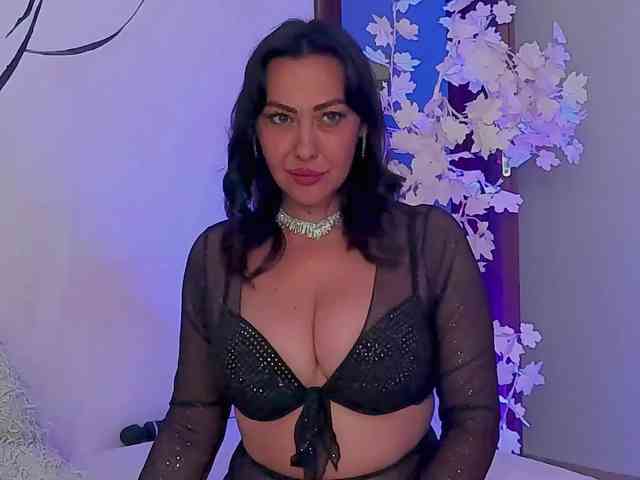 JackieJee webcam