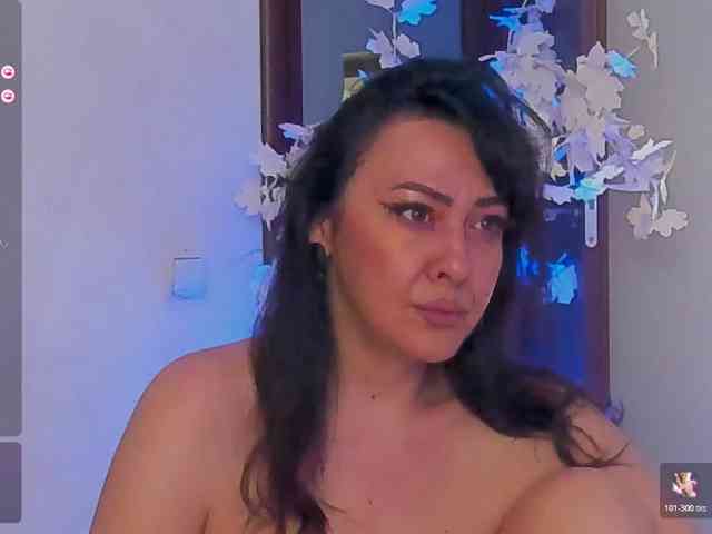JackieJee webcam