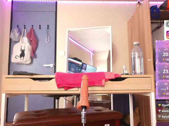 AshiaEkta webcam