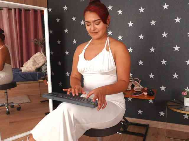 AshiaEkta webcam