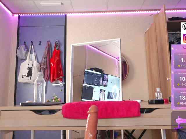 AshiaEkta webcam