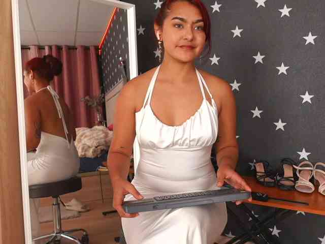 AshiaEkta webcam