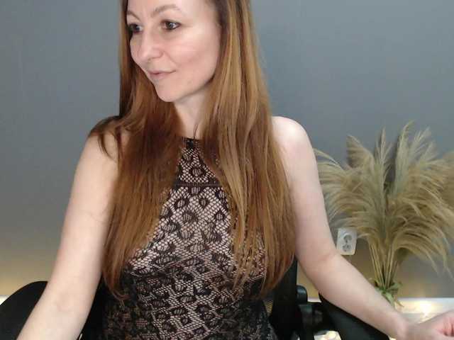 Prettygirl1703's BongaCams show and profile