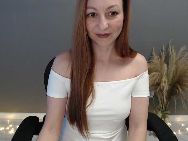 Prettygirl1703's BongaCams show and profile